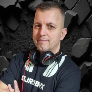 Dj Robyx
